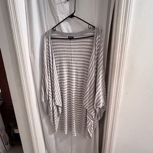 SPLENDID gray striped open cardigan size m/l
